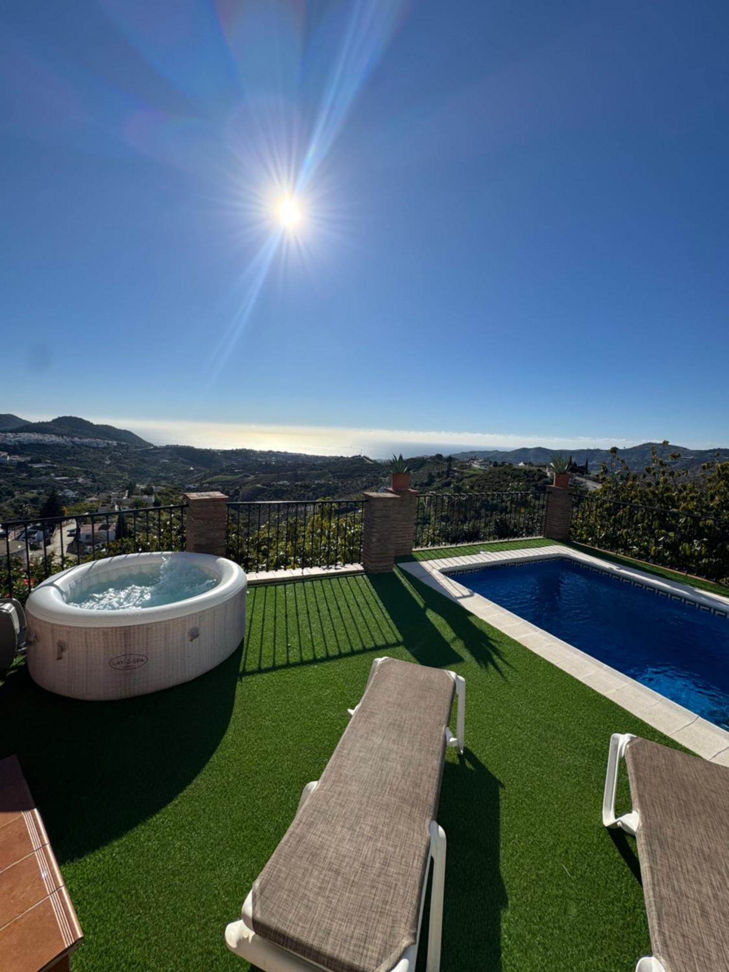Villa En Frigiliana Con Piscina, Jacuzzi Y Espectaculares Vistas Extérieur photo